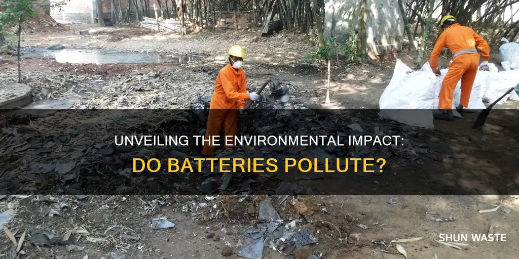 do batteries cause pollution