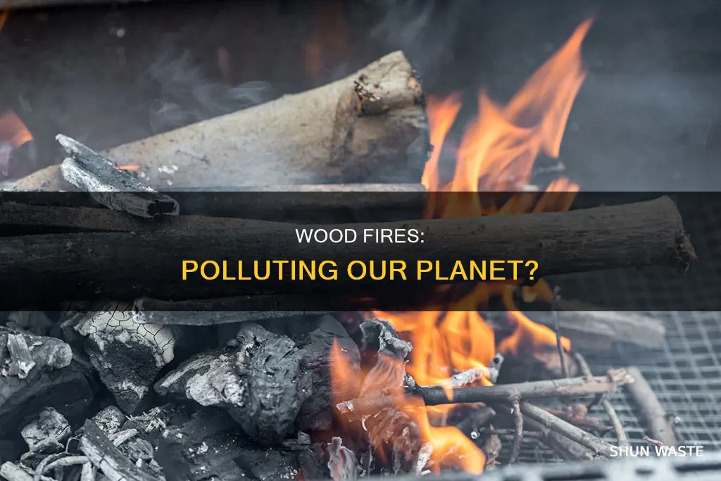 do wood fires pollute