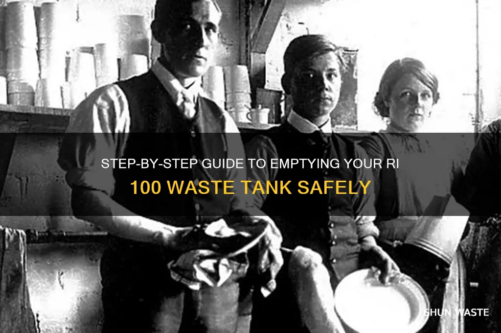 how to empty the waste tank on ri 100