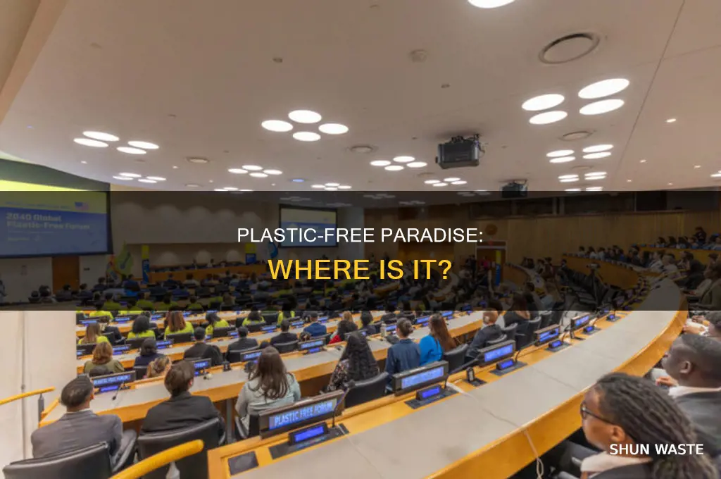 which country has the least plastic pollution