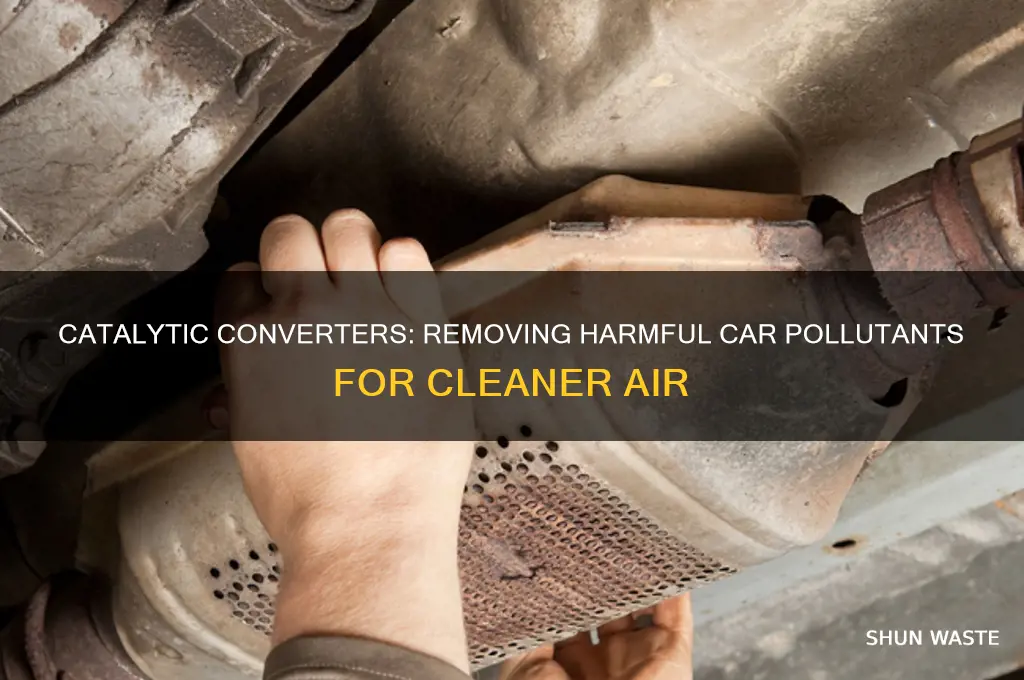 which pollutants from a car does a catalytic converter remove